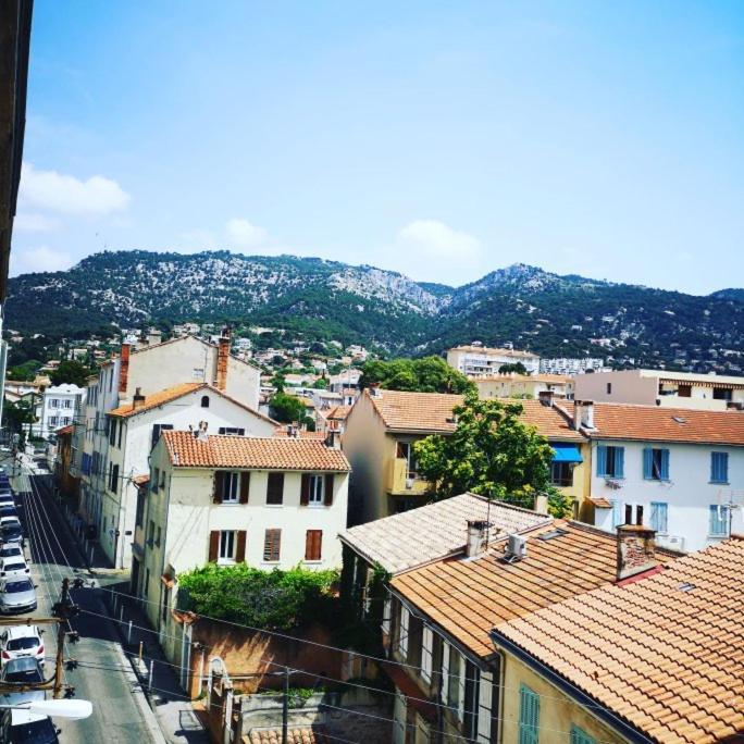 تولون Appartement Proche Centre Ville, Port, Et Mont Faron المظهر الخارجي الصورة