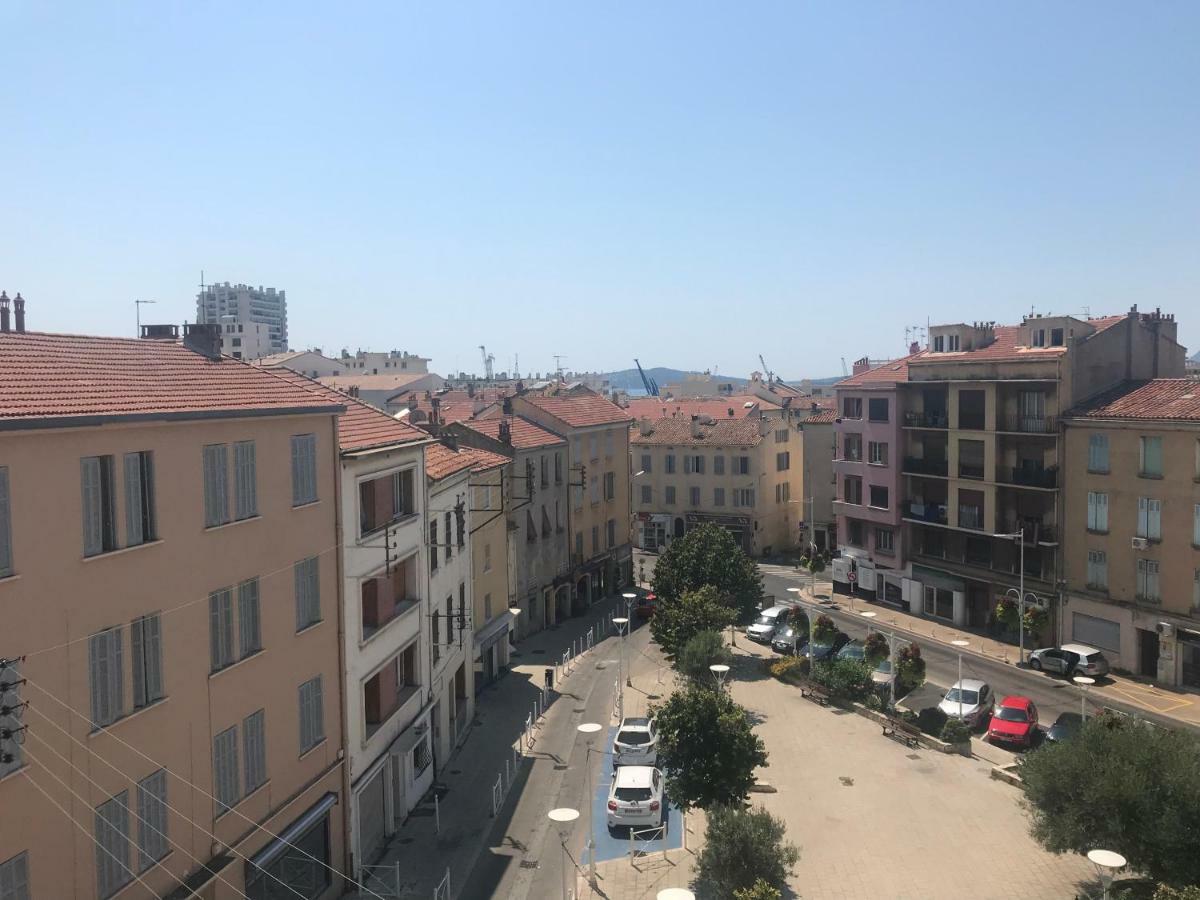 تولون Appartement Proche Centre Ville, Port, Et Mont Faron المظهر الخارجي الصورة